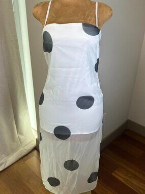 Women's White and Black Dress